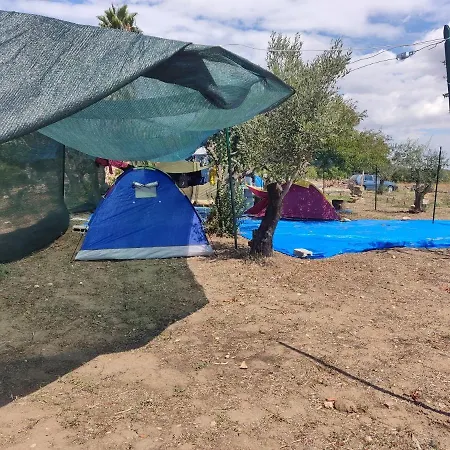 Campsite Aree Tende Presso La Casa In Campagna Di Ottavia