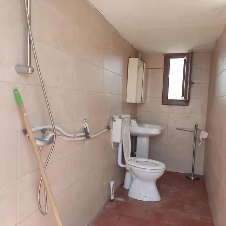 Aree Tende Presso La Casa In Campagna Di Ottavia Alezio
